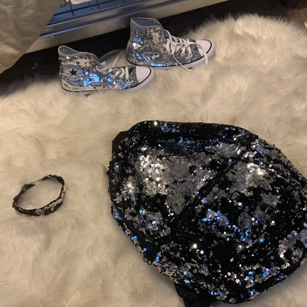 Sparkle set Book bag /choker shoes